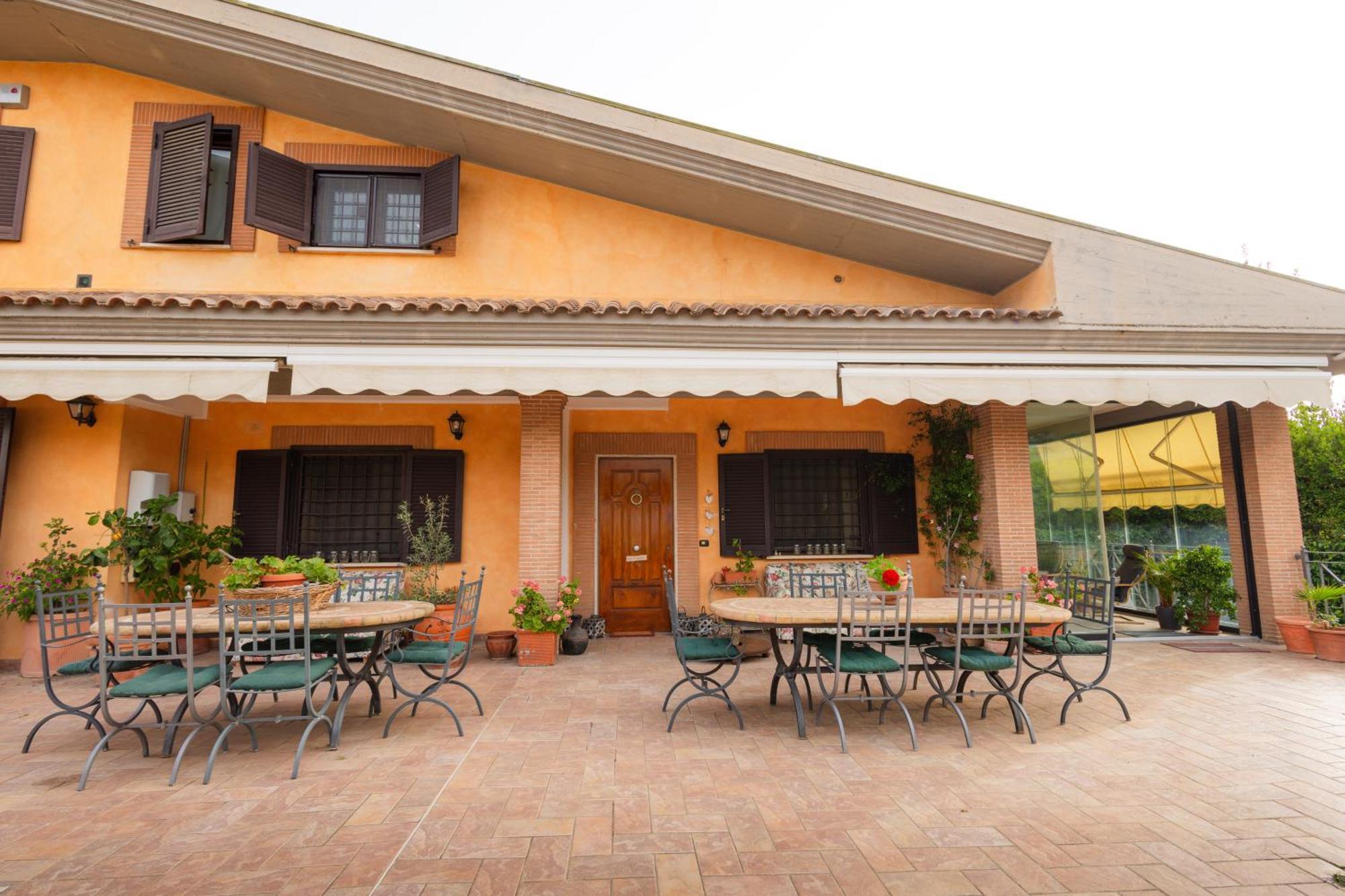 Villa Aureliana With Pool Near San Peter Rome Exterior photo