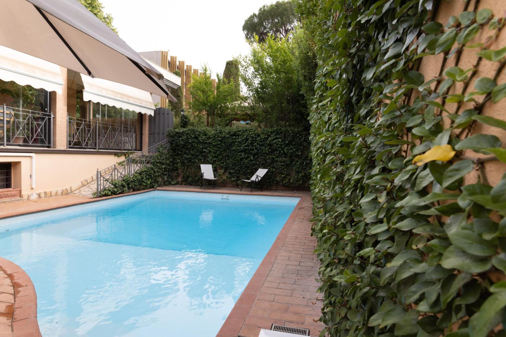 Villa Aureliana With Pool Near San Peter Rome Exterior photo